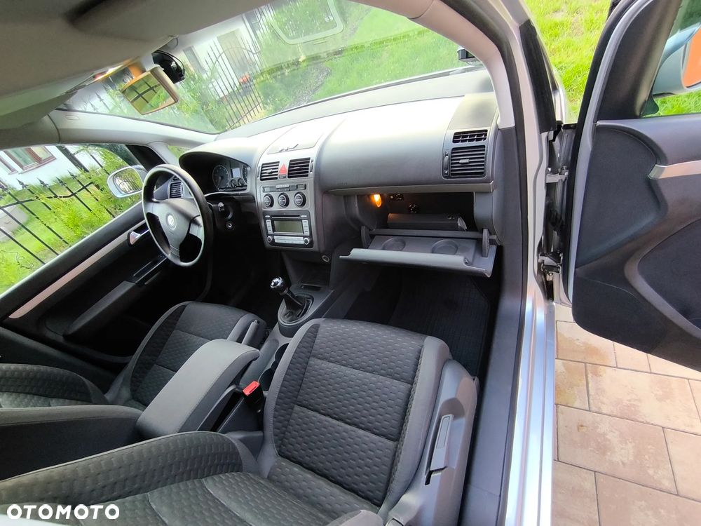 Volkswagen Touran 1.6 United - 23