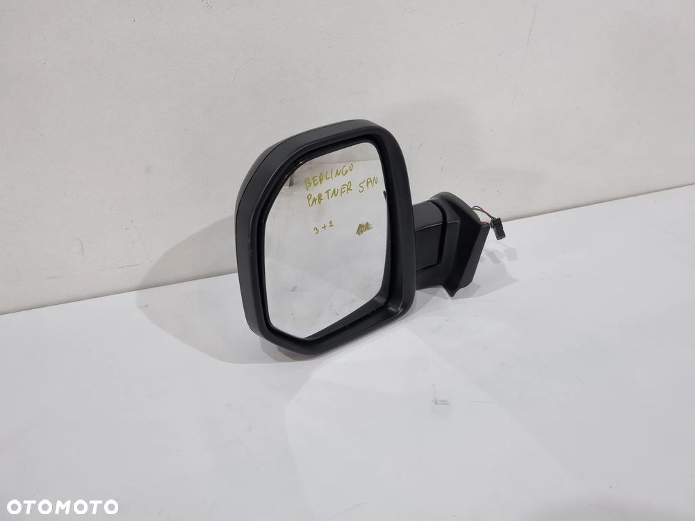 PEUGEOT PARTNER II BERLINGO II LUSTERKO PRZÓD LEWE 5 PIN EUROPA - 5