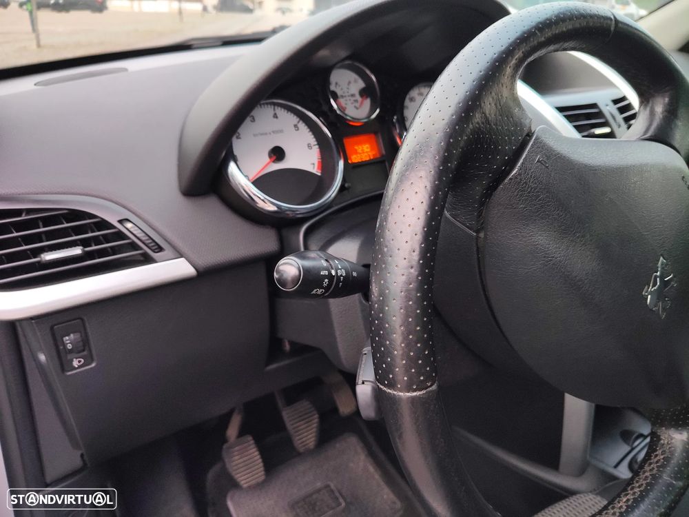 Peugeot 207 SW 1.4 Sport - 14