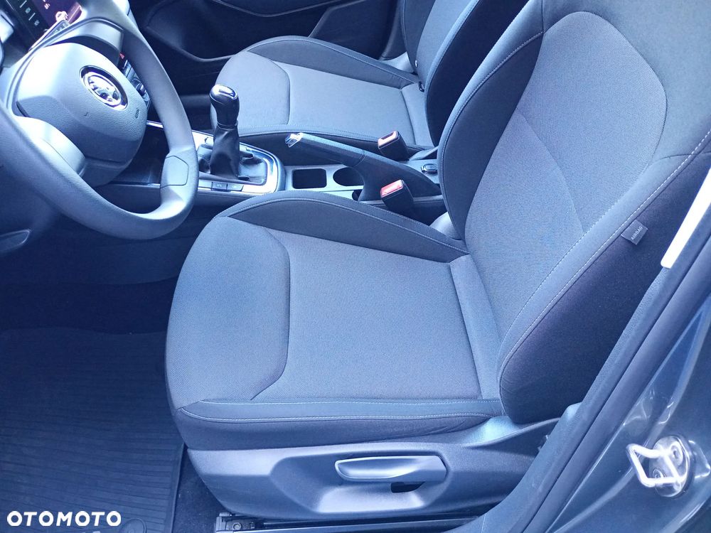 Skoda Fabia 1.0 Ambition - 8