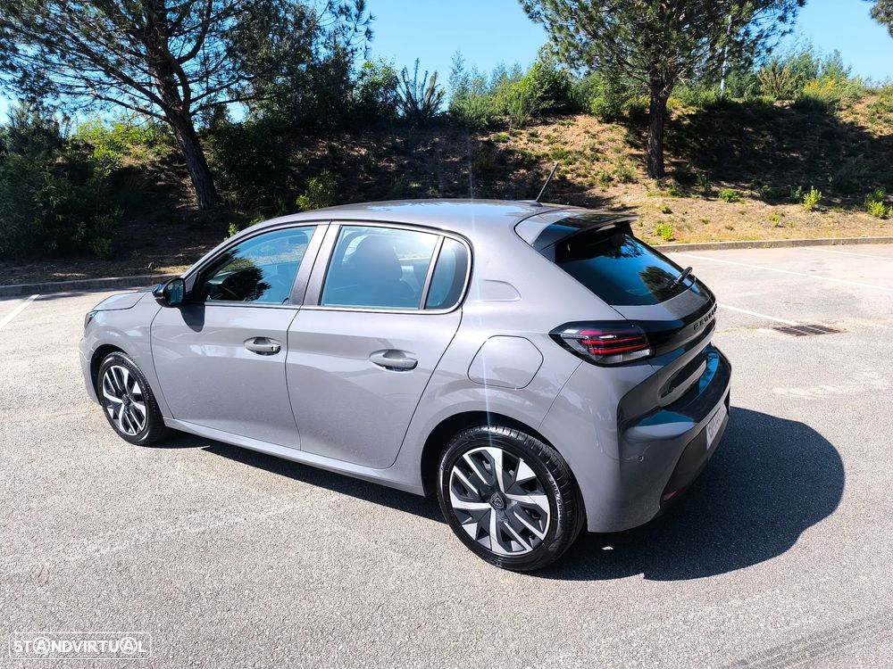 Peugeot 208 1.2 PureTech Active Pack - 4