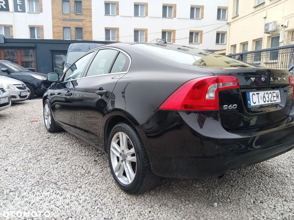 Volvo S60 D3 Summum - 3