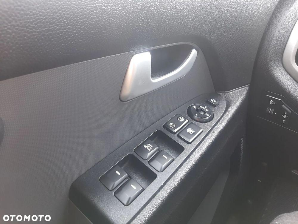 Kia Sportage 2.0 GDI 2WD Vision - 32