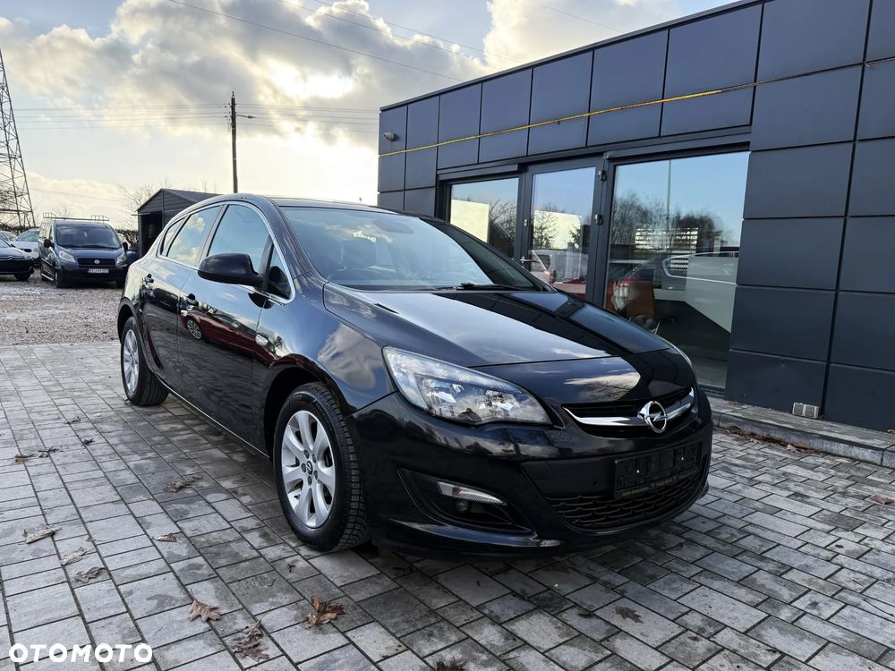 Opel Astra 1.4 T Cosmo - 12
