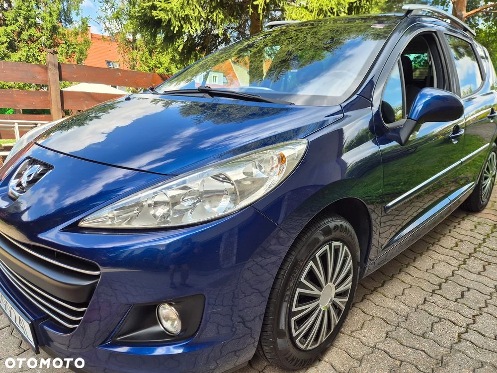 Peugeot 207 - 12