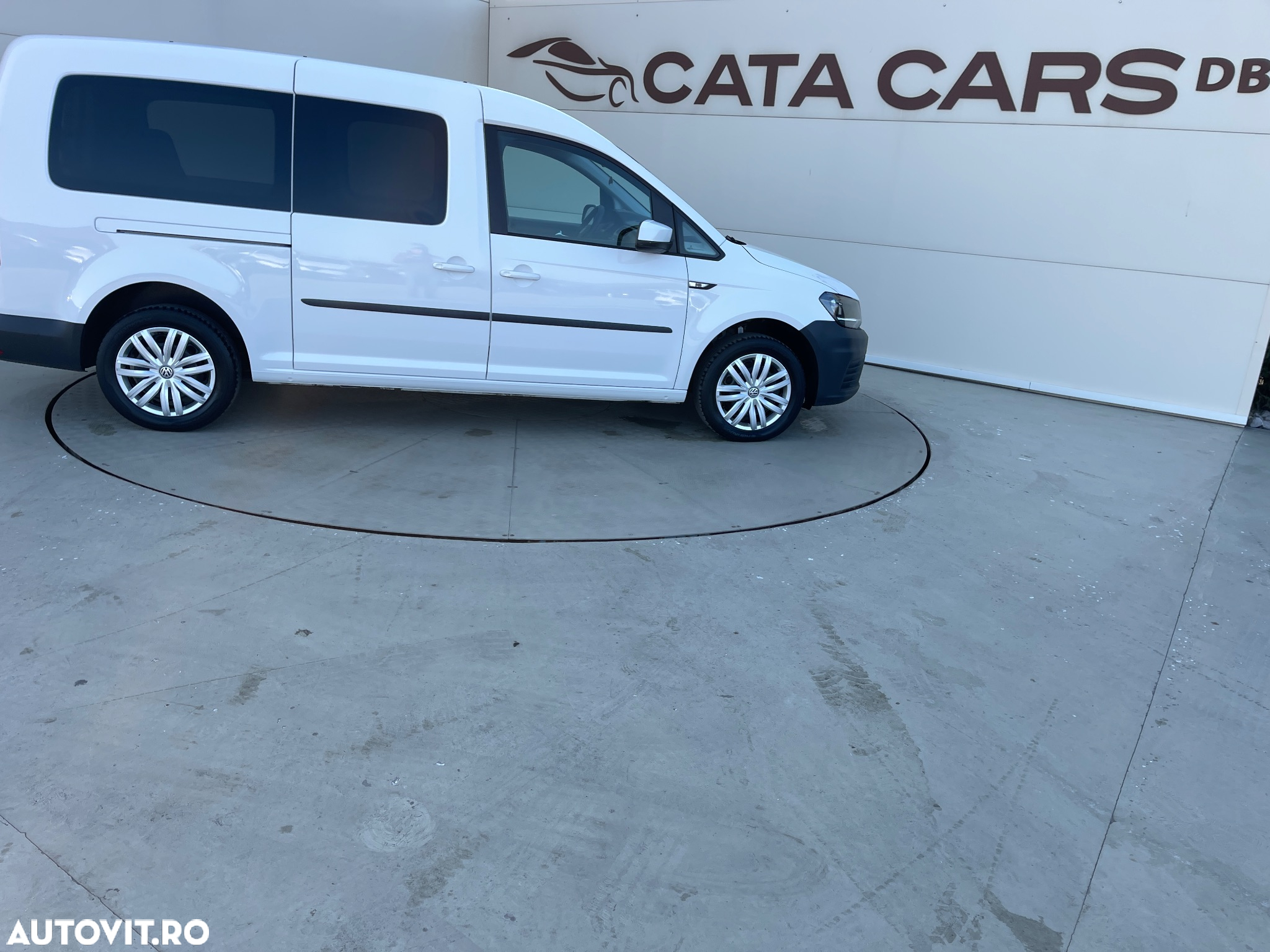 Volkswagen Caddy 2.0 TDI (7-Si.) Maxi Trendline - 18