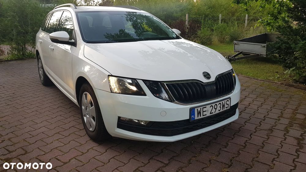 Skoda Octavia - 2