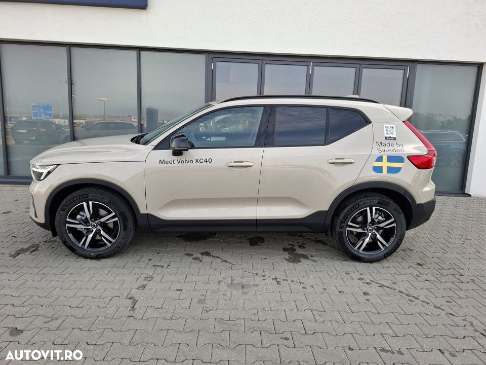 VOLVO XC40 2026 — imagine 8