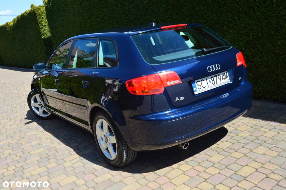 Audi A3 Sportback 1.6 Ambition - 4