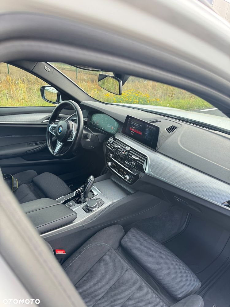 BMW Seria 5 - 33