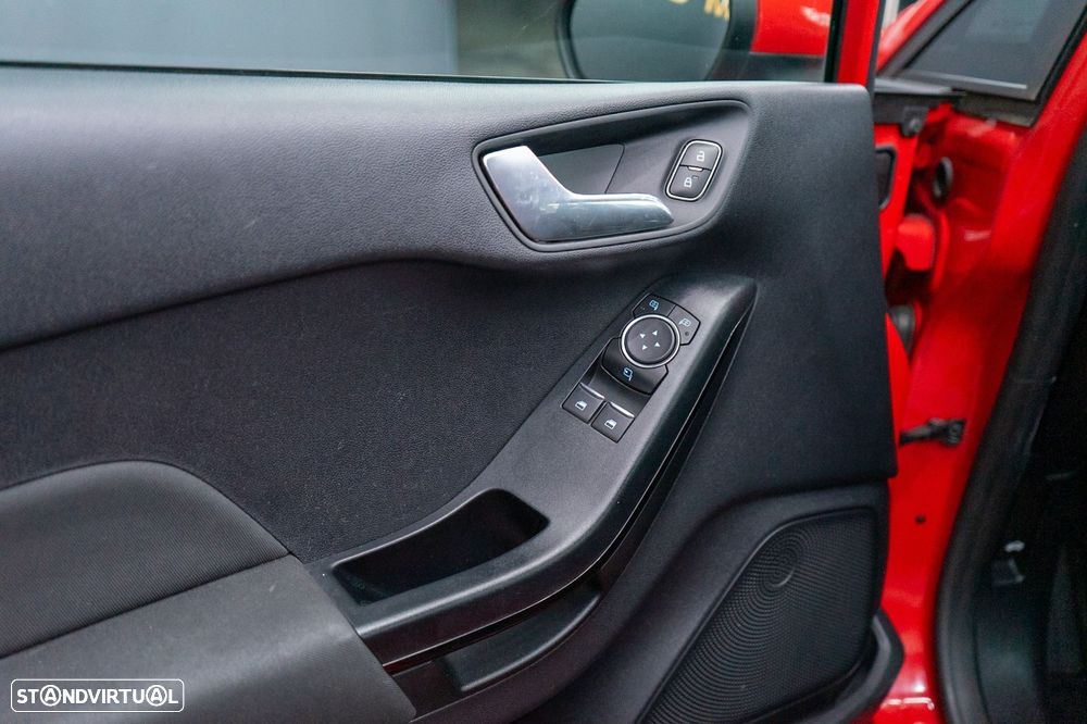 Ford Fiesta 1.1 Ti-VCT Business - 21