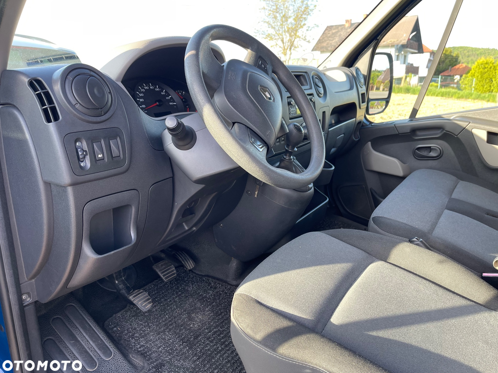 Renault Master L2H2 - 24