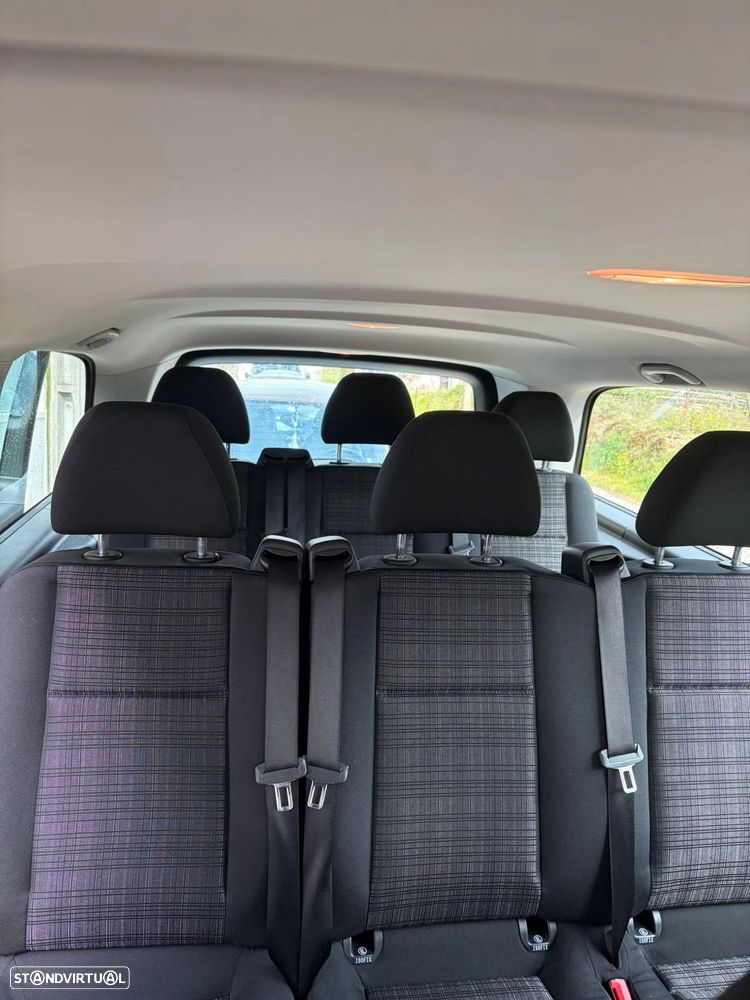 Mercedes-Benz eVito Tourer - 12
