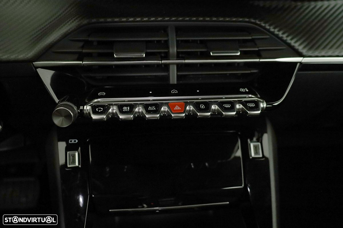 Peugeot 2008 1.2 PureTech Allure EAT8 - 13