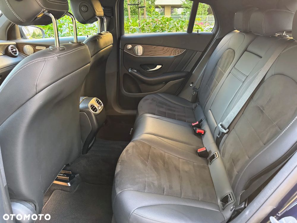 Mercedes-Benz GLC Coupe 250 4-Matic - 11