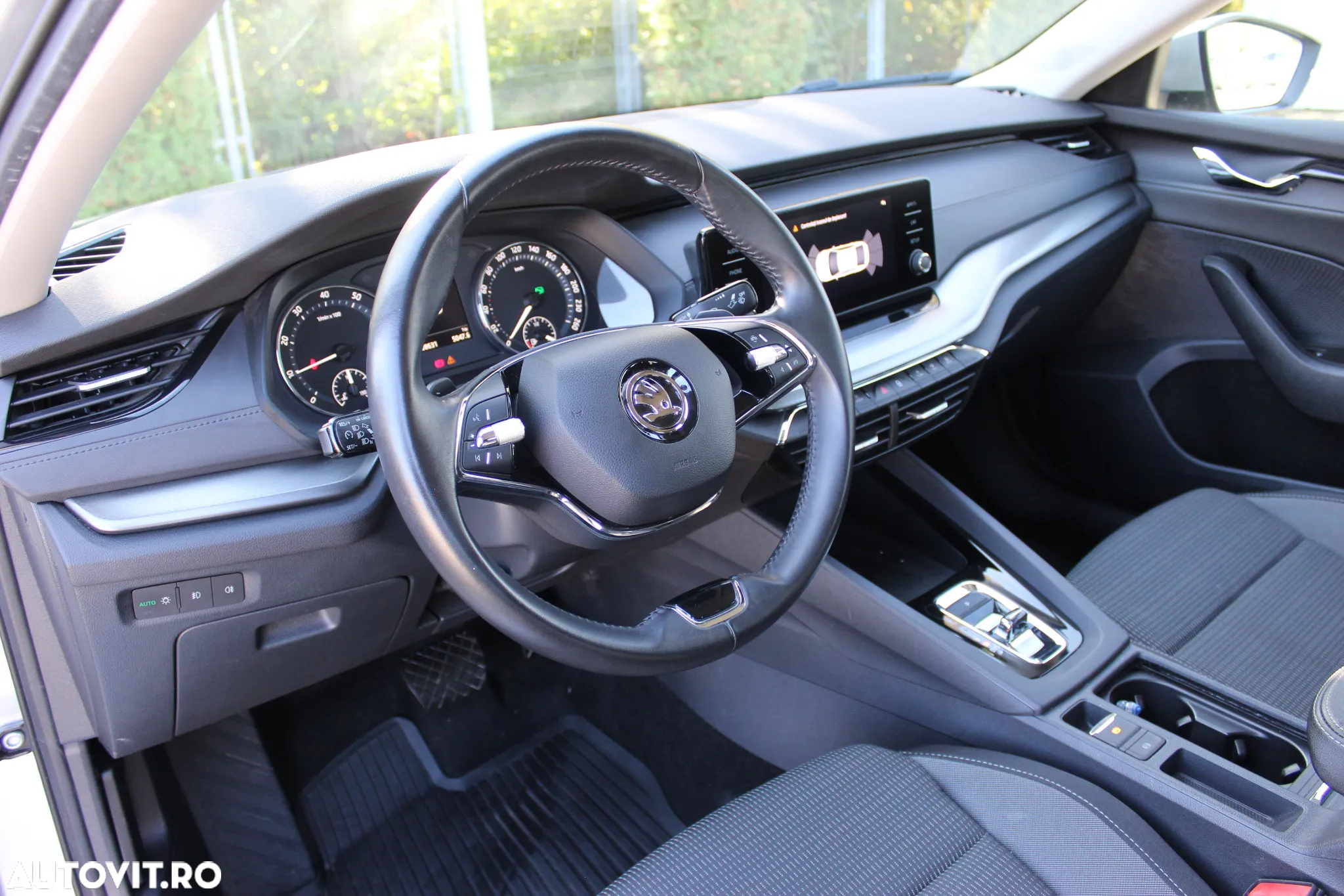 Skoda Octavia 1.0 TSI DSG Mild Hybrid Ambition - 10