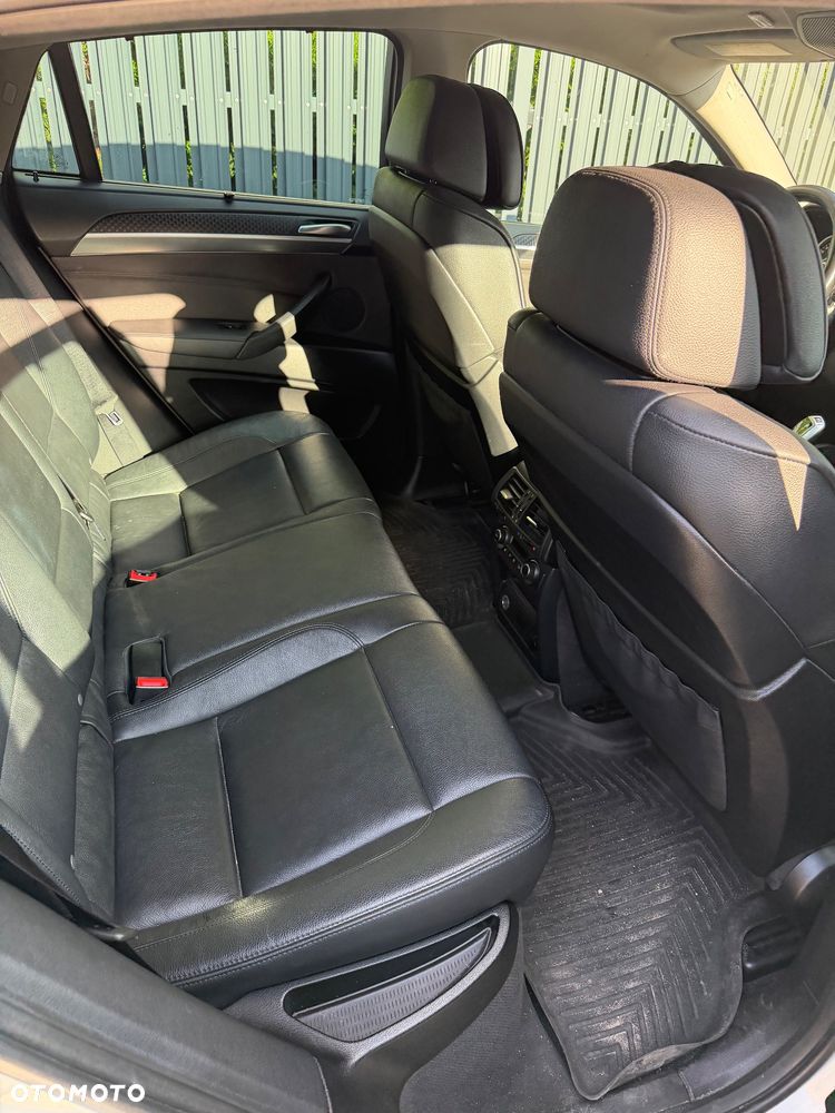 BMW X6 35i xDrive - 10