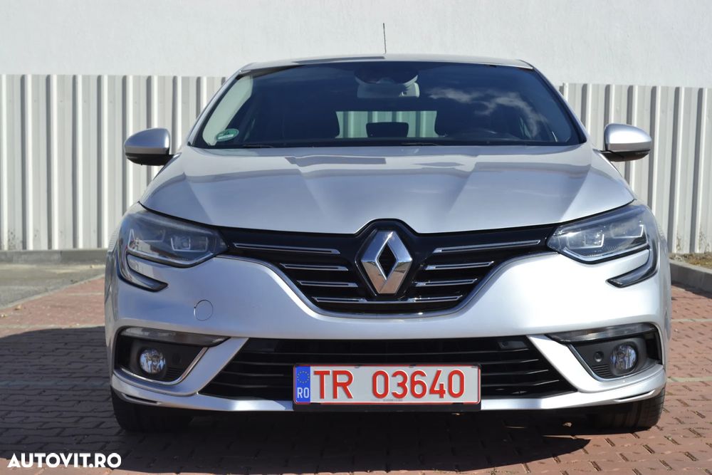 Renault Megane ENERGY dCi 110 Start & Stop Bose Edition - 2