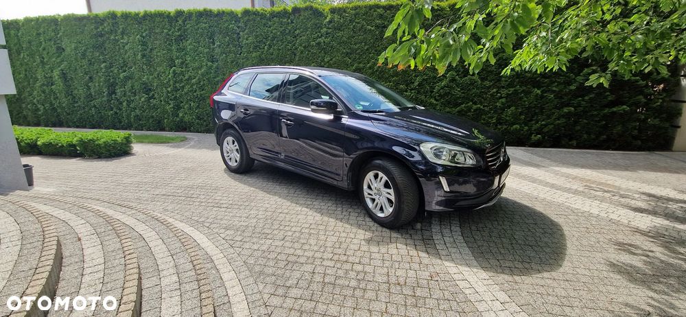 Volvo XC 60 D3 Drive-E Momentum - 1