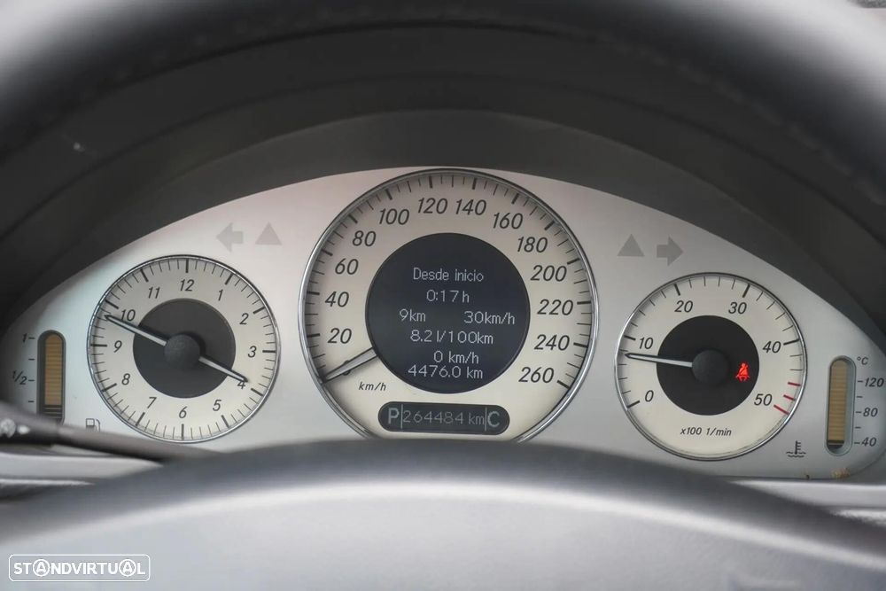 Mercedes-Benz E 220 CDI Avantgarde Aut. - 11