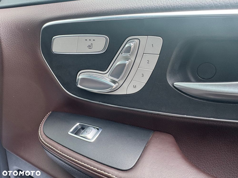 Mercedes-Benz Klasa V 250 (BlueTEC) d lang 7G-TRONIC Avantgarde Edition - 23