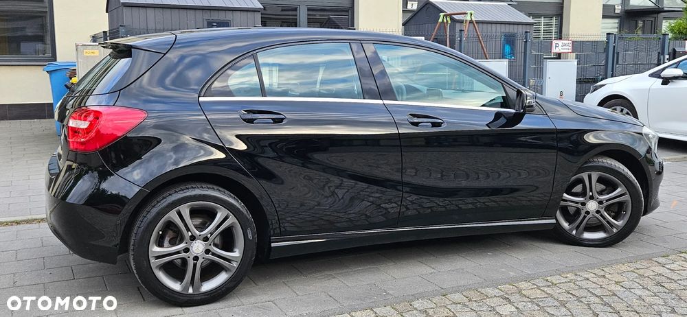 Mercedes-Benz Klasa A 180 (BlueEFFICIENCY) Style - 24