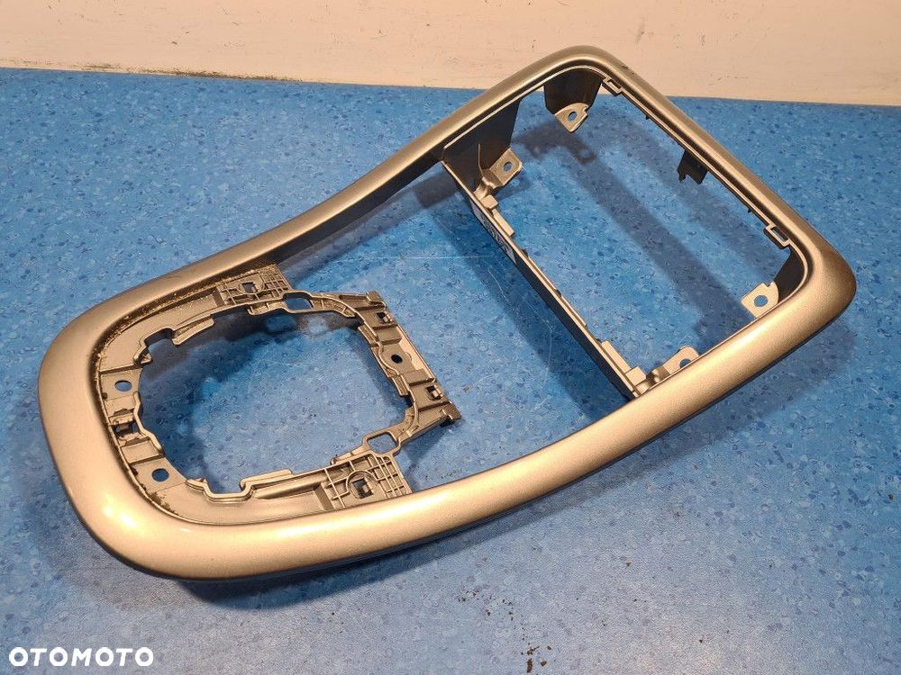 FIAT CROMA II RAMKA TUNEL 735373402 - 1