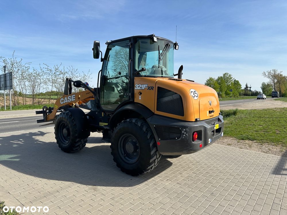 Case 321F XR 4x4 jak NOWA Zamiana - 3