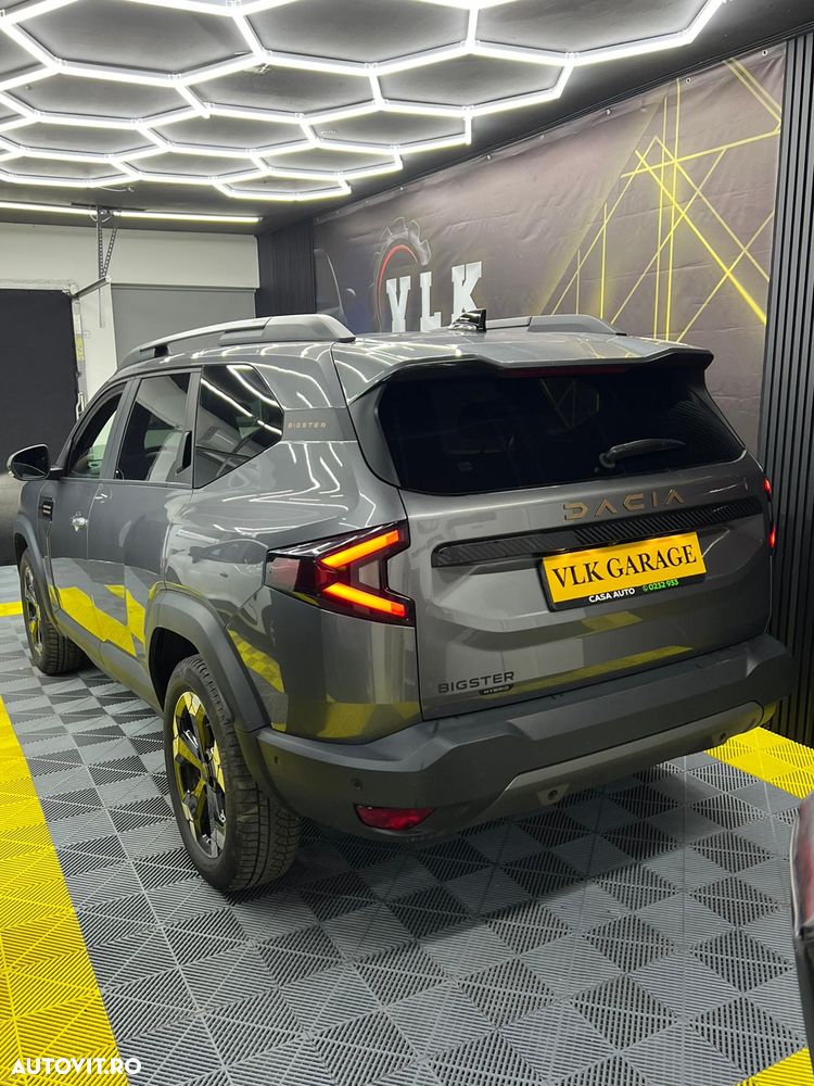 Dacia Bigster HEV 155 Expression - 14