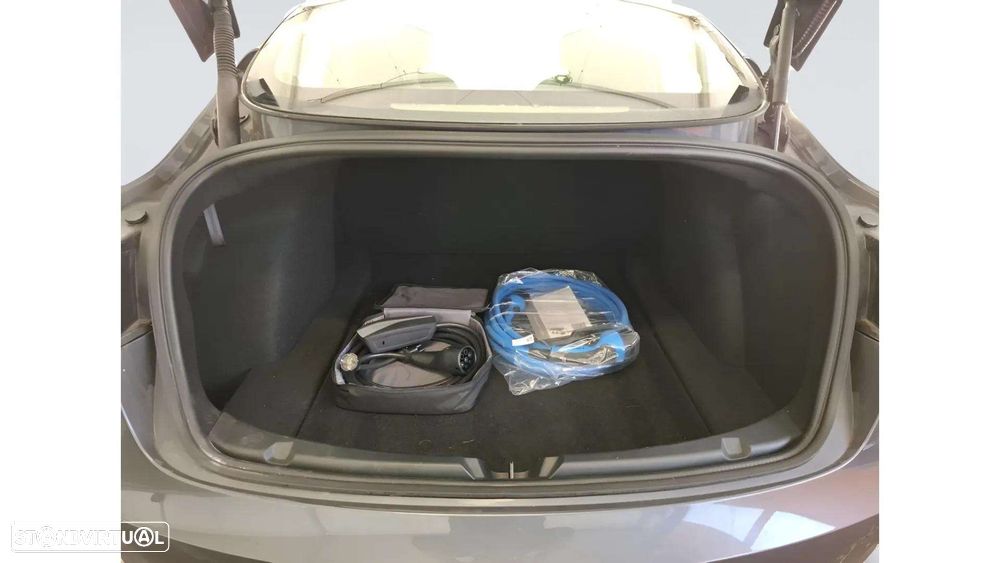 Tesla Model 3 Standard Range Plus RWD - 18