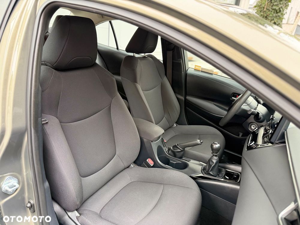 Toyota Corolla 1.5 Active - 11