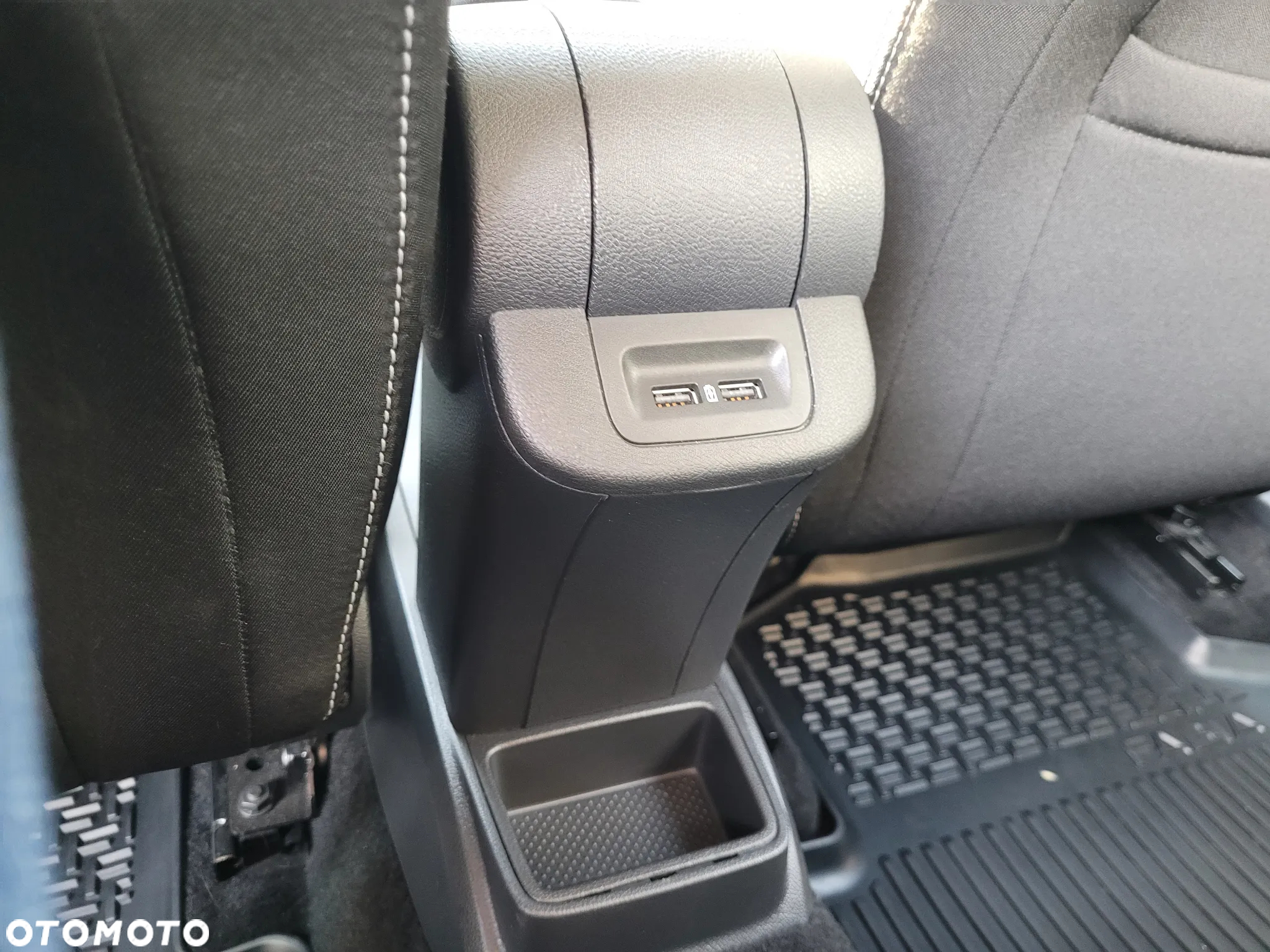 Skoda Fabia 1.0 TSI Ambition - 19