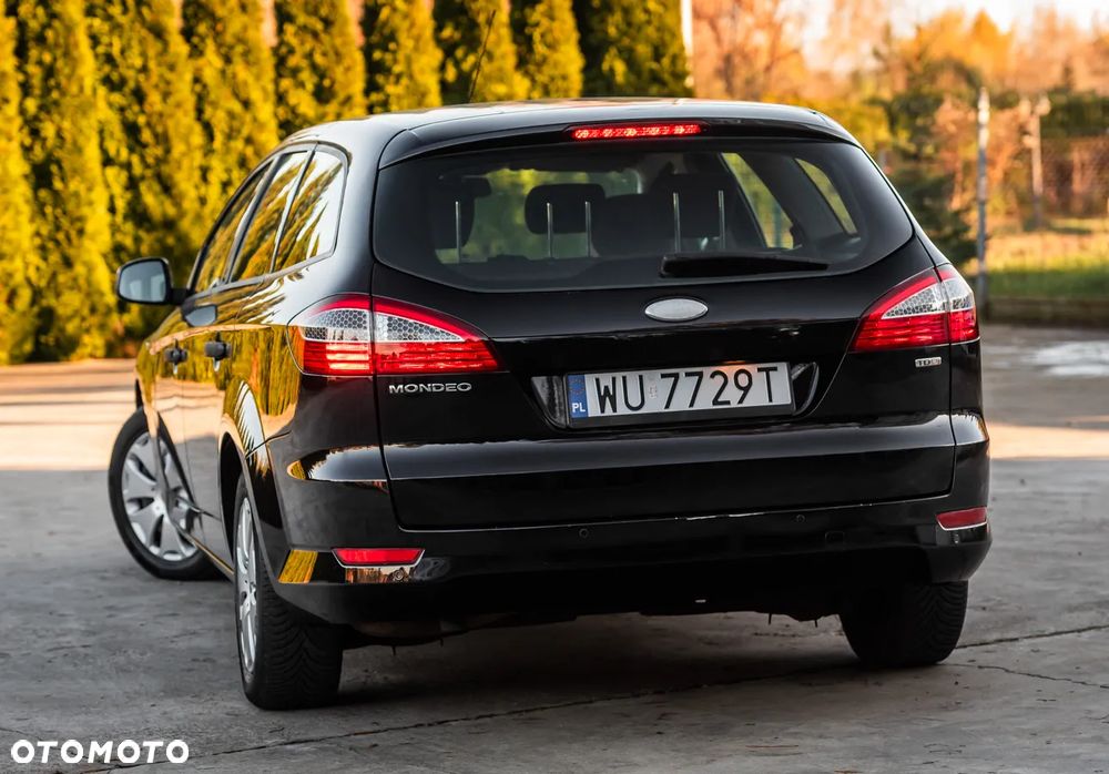 Ford Mondeo 2.0 TDCi Ambiente - 8