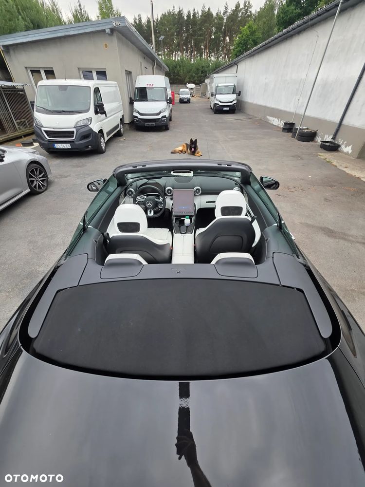 Mercedes-Benz SL AMG 63 4-Matic+ - 30