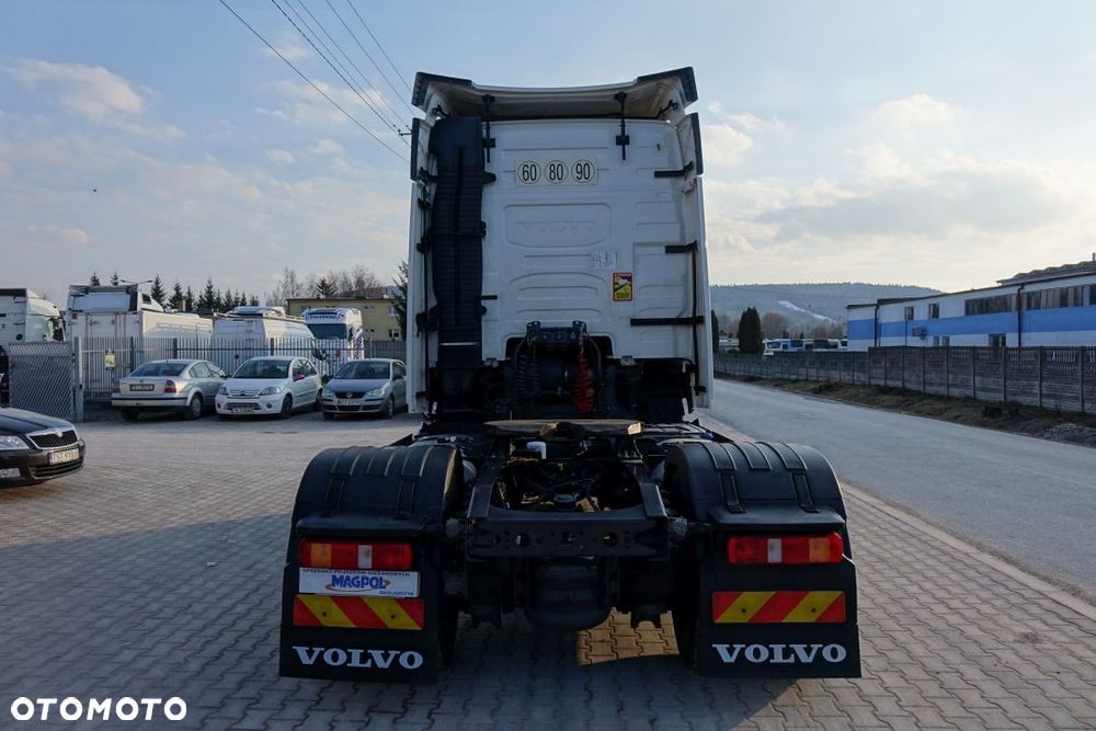 Volvo FH 500 GLOBETROTTER / I-SAVE / STANDARD / AUTOMAT / EURO 6 / KLIMATYZACJA POSTOJOWA / LODÓWKA / LED / NAVI / 2 ZBIORNIKI - 6