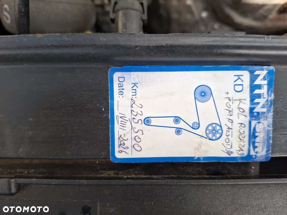 Peugeot 308 e-HDi FAP 115 Stop&Start Business Line Niveau 1 - 8