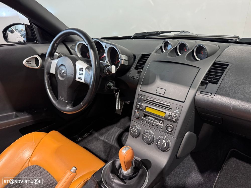 Nissan 350 Z Premium Pack - 25