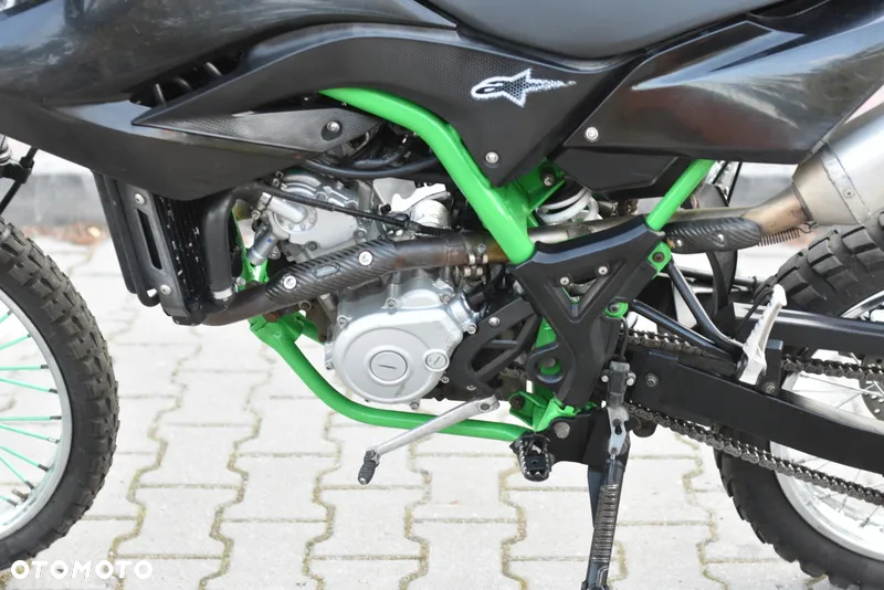 Yamaha WR - 28