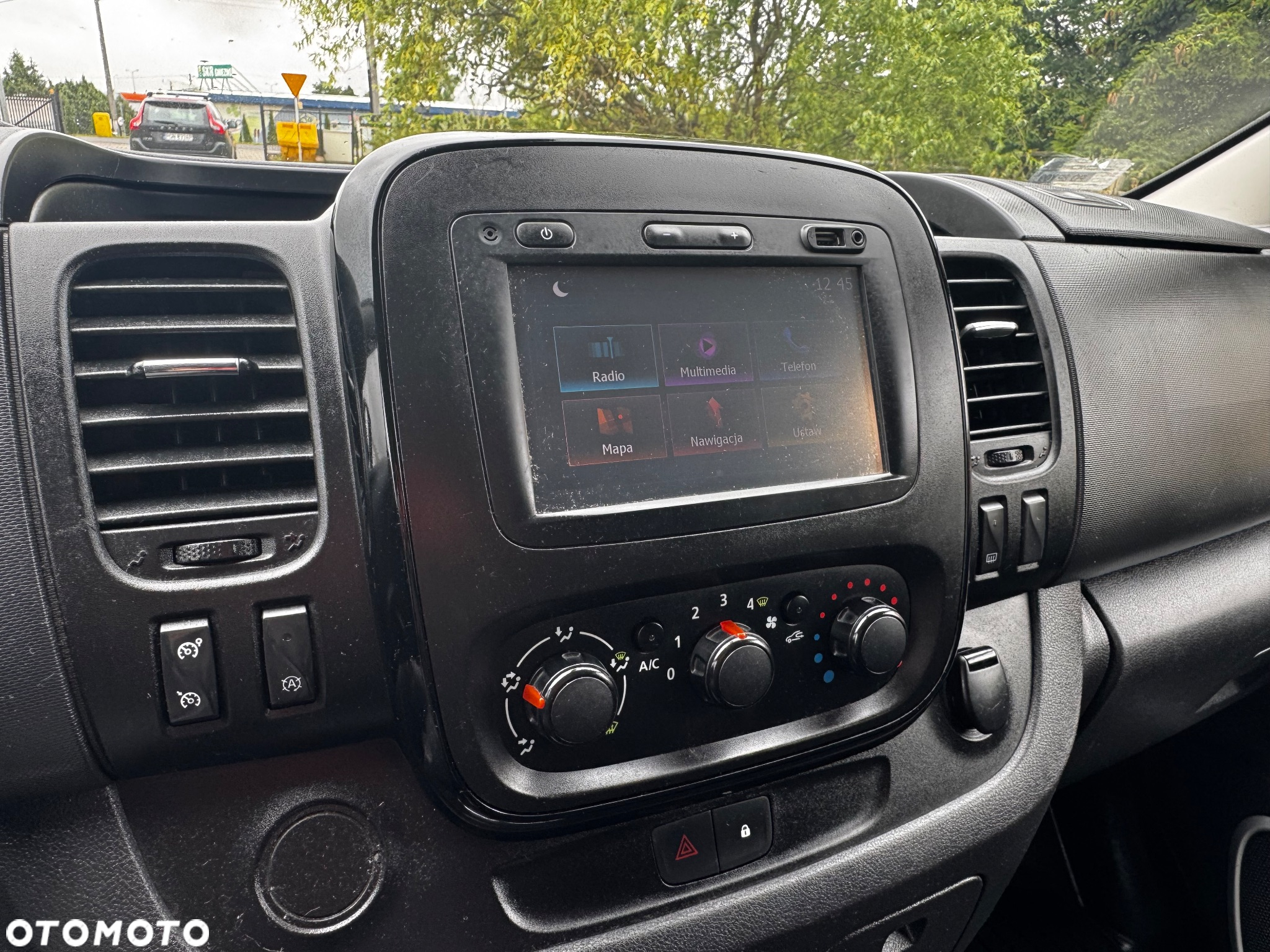 Opel Vivaro - 18