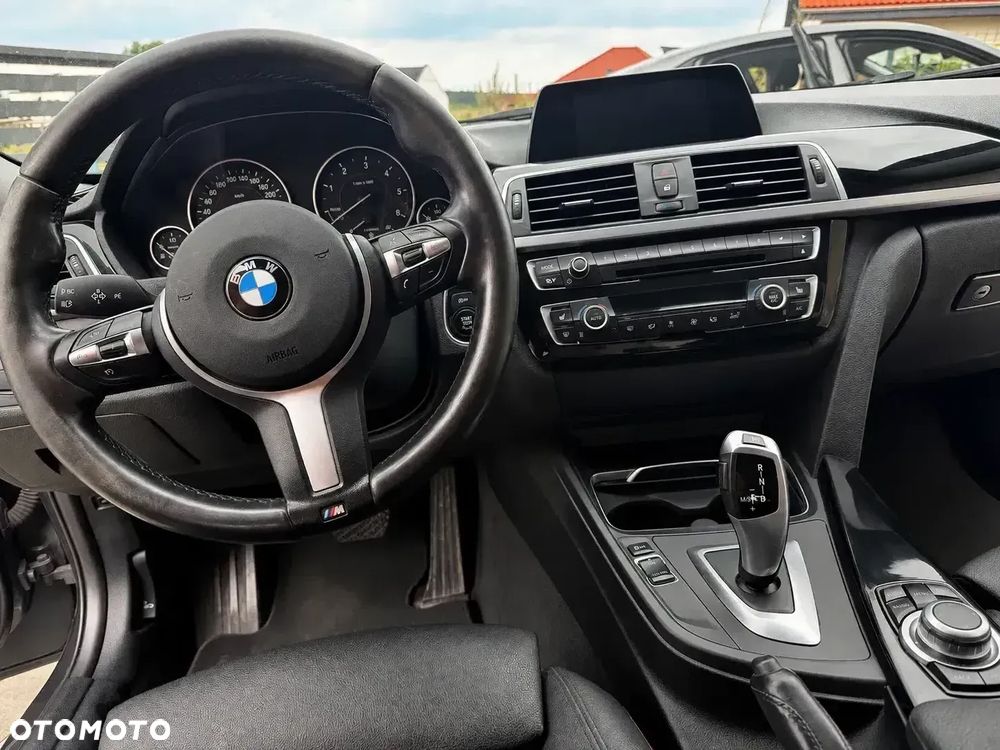 BMW Seria 3 318d Sport Line - 26