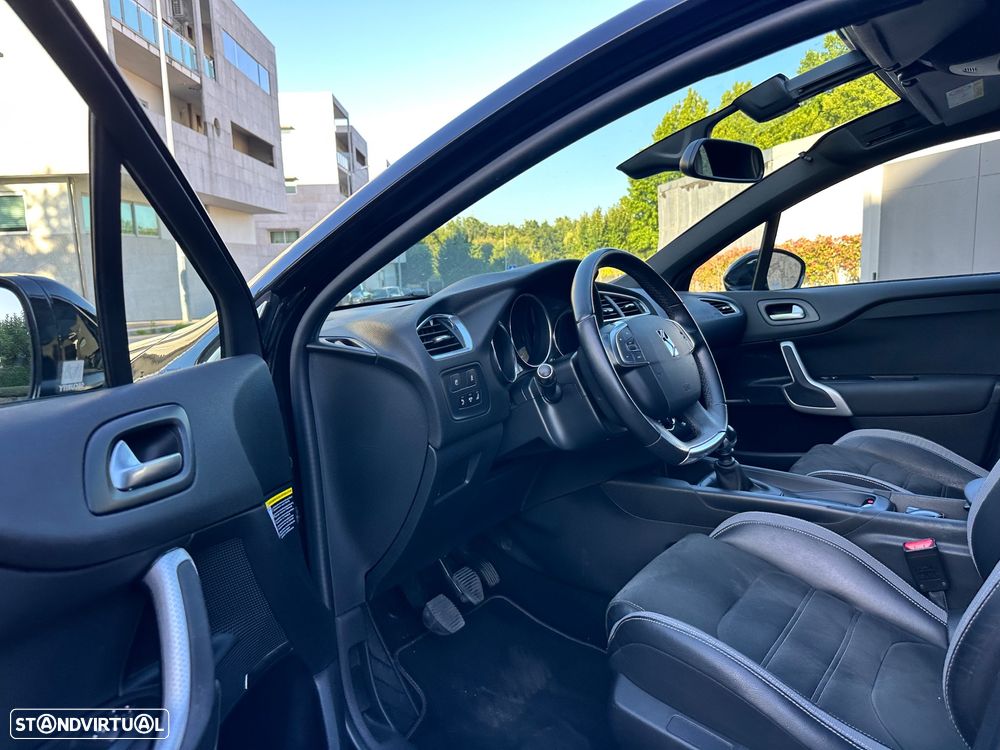 DS DS4 Crossback 1.6 BlueHDi So Chic J18 - 21