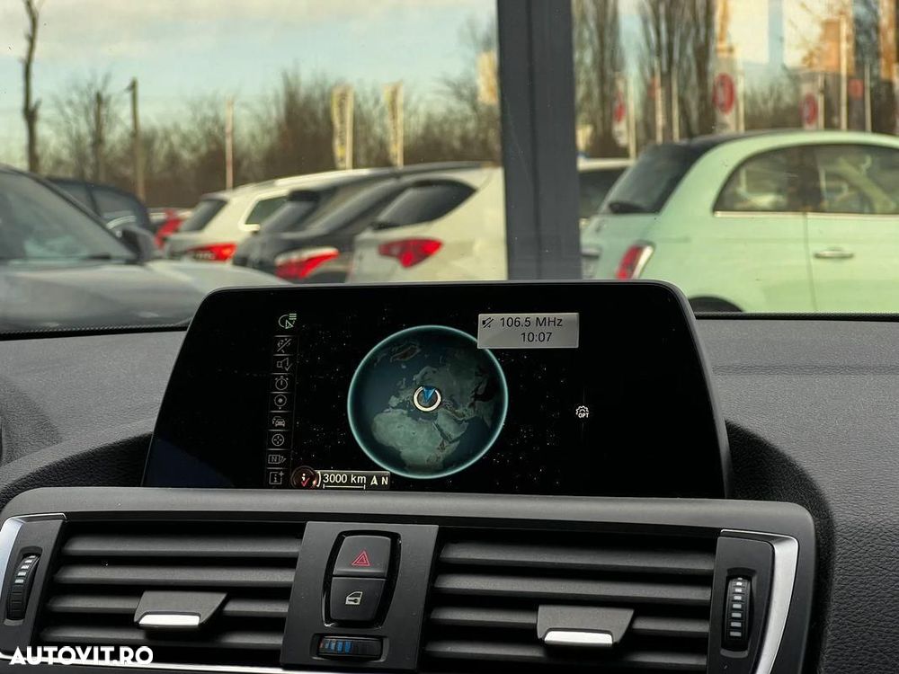 BMW Seria 1 - 12