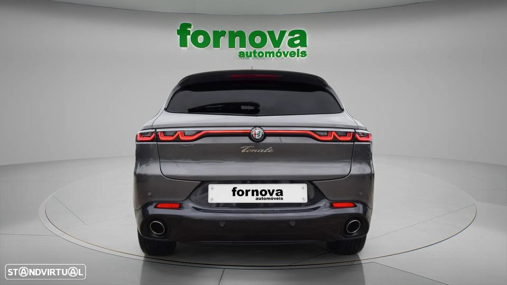 Alfa Romeo Tonale 1.3 Plug-In Hybrid Veloce e-AWD - 10