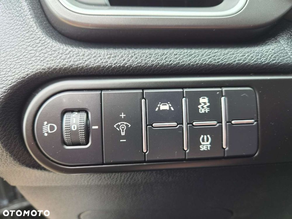 Kia XCeed 1.4 T-GDI OPF PLATINUM EDITION - 23