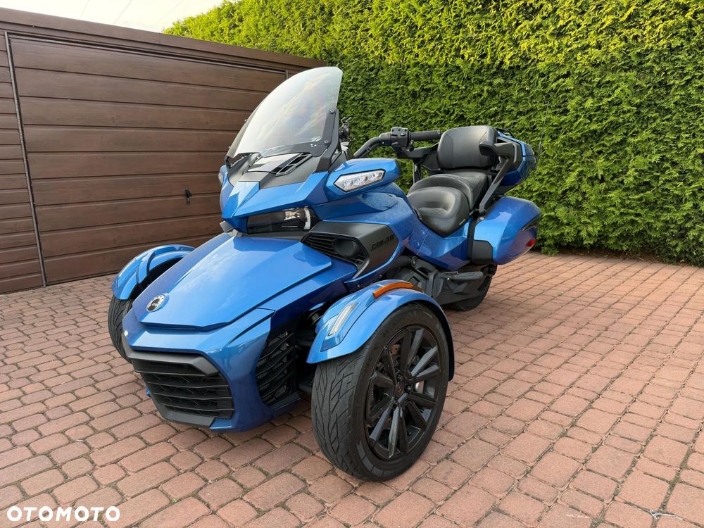 Can-Am Spyder - 1