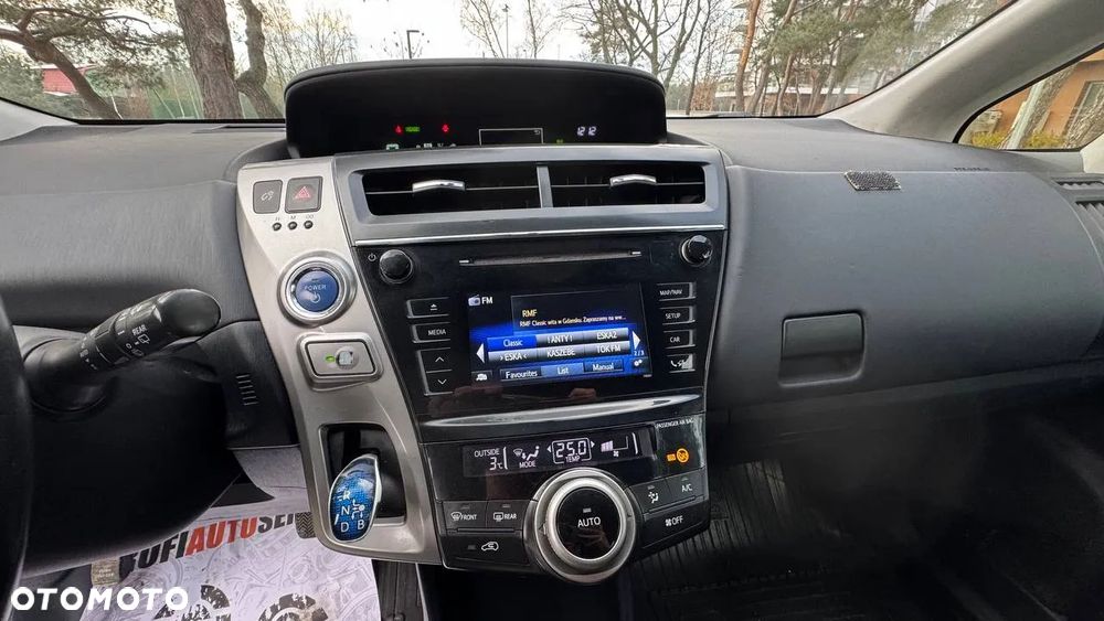 Toyota Prius+ (Hybrid) Executive - 15