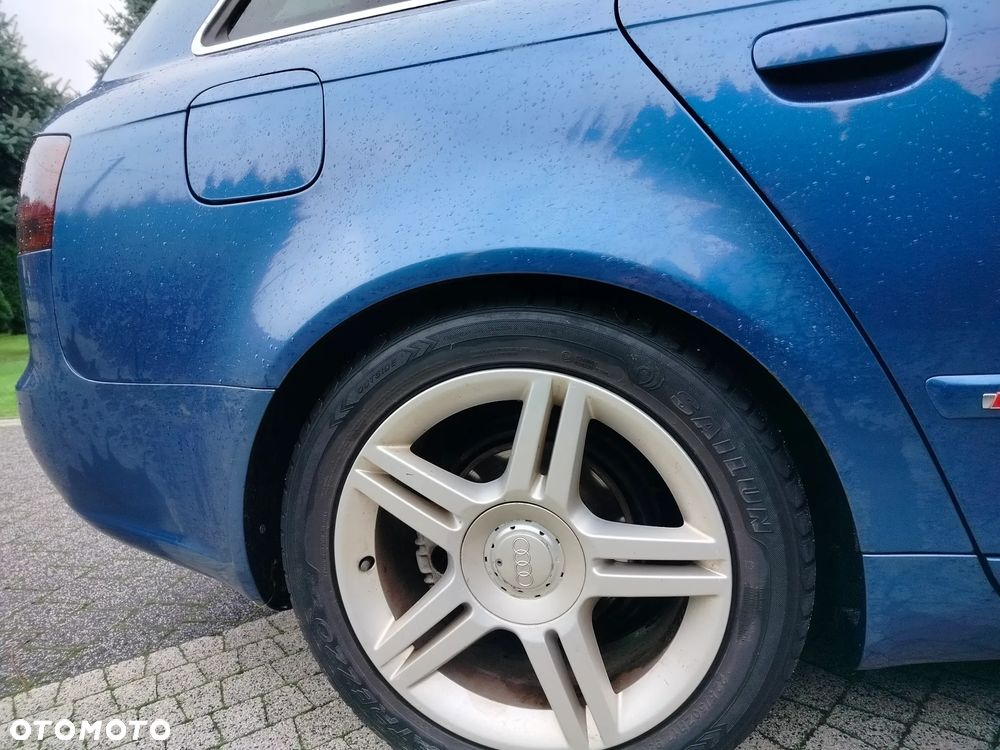 Audi A4 Avant 2.0 TDI - 18