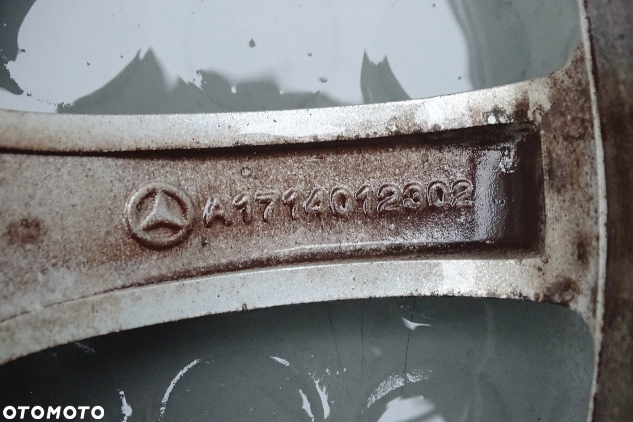 Mercedes SLK R171 Felgi 17 7,5J ET36 / 8,5J ET30 1714012202 1714012302 - 14