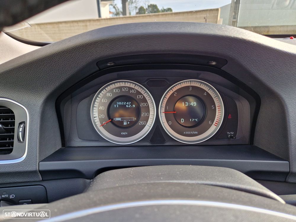 Volvo V60 2.0 D4 Summum Geartronic - 13