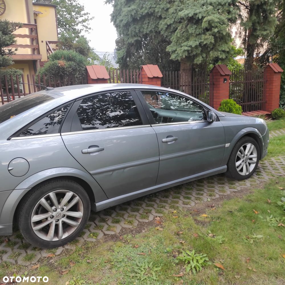 Opel Vectra 1.9 CDTI Cosmo ActiveSelect - 2
